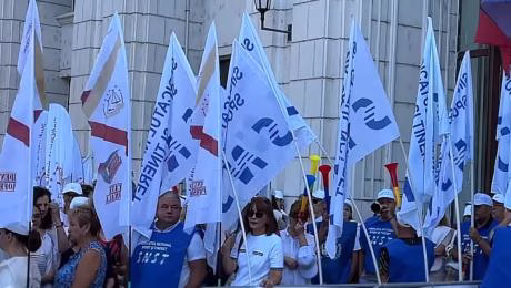 Blocul Național Sindical semnalează încălcări flagrante ale legislației muncii în instituțiile statului