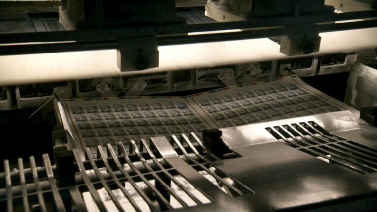 Poșta Română achiziționează timbrele produse de ea însăși. Ministrul Economiei: „Este un ping-pong cu 10 serve în aceeași cameră”