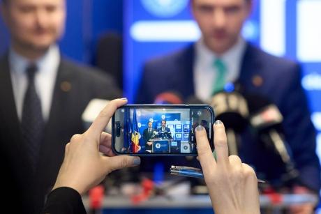 Apelul lui Sebastian Burduja către PSD și USR: Unitatea este esențială!