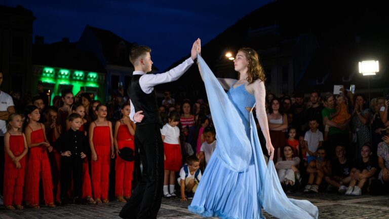 Weekend de dans pe Calea Victoriei: strada se transformă în scenă urbană