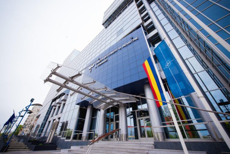 Înalta Curte plătește o chirie de 182.000 de euro pe lună Camerei de Comerț pentru sediul provizoriu din București