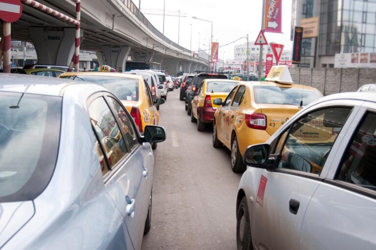 Poluarea aerului în București: între pericol real și lipsa unei strategii