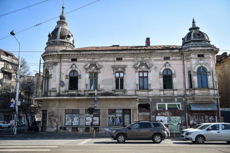 Casa Dimitrie Petrescu, bijuteria neoclasică uitată de pe Calea Griviței din București