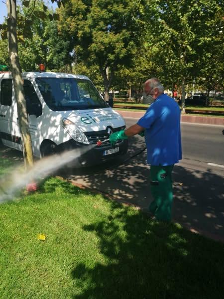 Compania Municipală Eco Igienizare București va demara dezinsecția împotriva căpușelor începând cu 08.09.2025