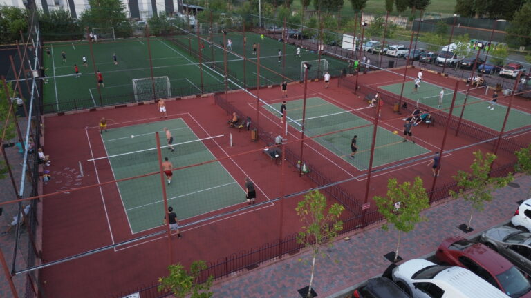 Bucureștiul, fără terenuri pentru copii: UNICEF avertizează asupra riscurilor