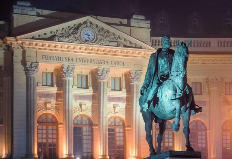 Festivalul Internaţional de Poezie Bucureşti aduce împreună poeţi din peste 30 de ţări