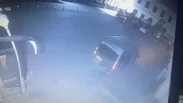 Jaf la Autogara Filaret: Patru persoane au furat mai multe parfumuri, haine, anvelope și trolere dintr-un depozit