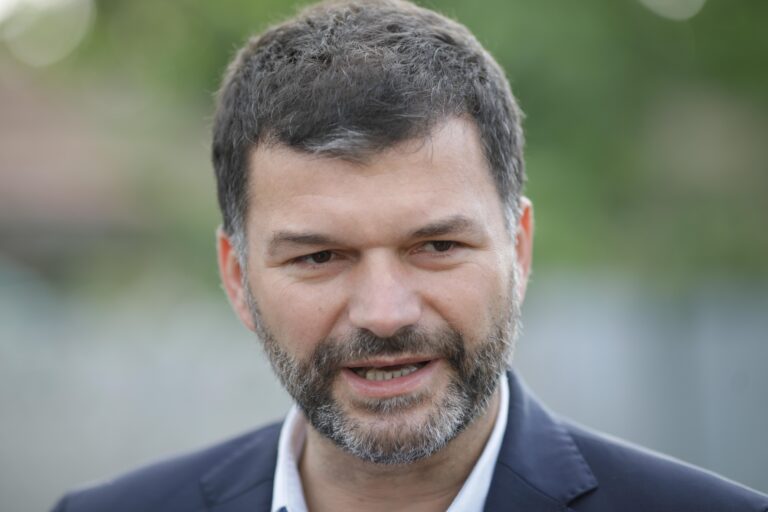 Octavian Berceanu, noul președinte al REPER, își anunță demisia și denunță un complot intern