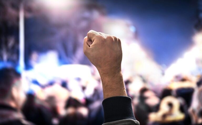 Procurori: Atacul extremiștilor de dreapta asupra unei trupe rock a fost investigat cu celeritate