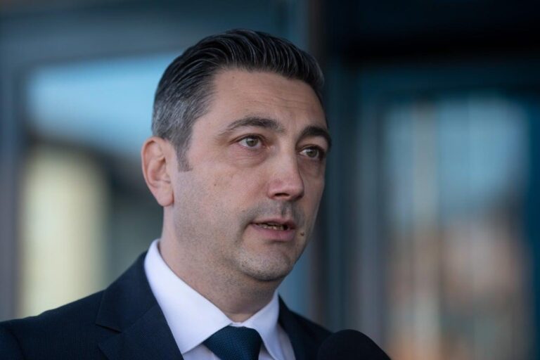 Procurorul general susține la ora 11.00 o conferință de presă cu tema „războiul hibrid”