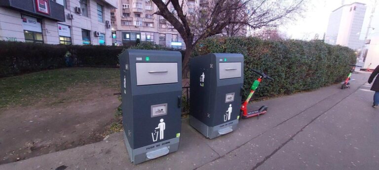 Pubele inteligente și containere semi-îngropate, cu iz de afacere politică în Sectorul 1