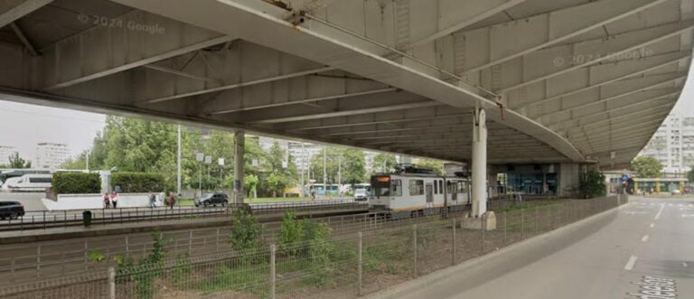 Spațiile verzi de sub Pasajul Basarab, transmise de la Primăria Generală la Sectorul 1, pentru reamenajare. Când va fi recepționat podul inaugurat încă din 2011