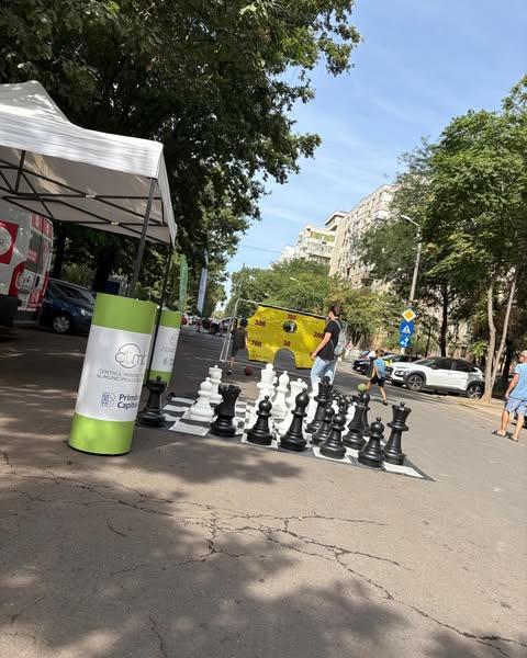 Transformarea Străzii Bârcă într-un Spațiu Urban de Joacă