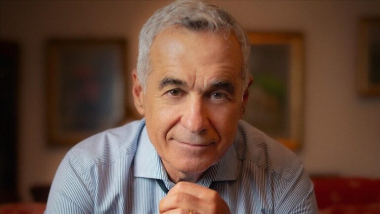 Fanii lui Călin Georgescu planifică blocarea Autostrăzii București-Pitești cu tiruri