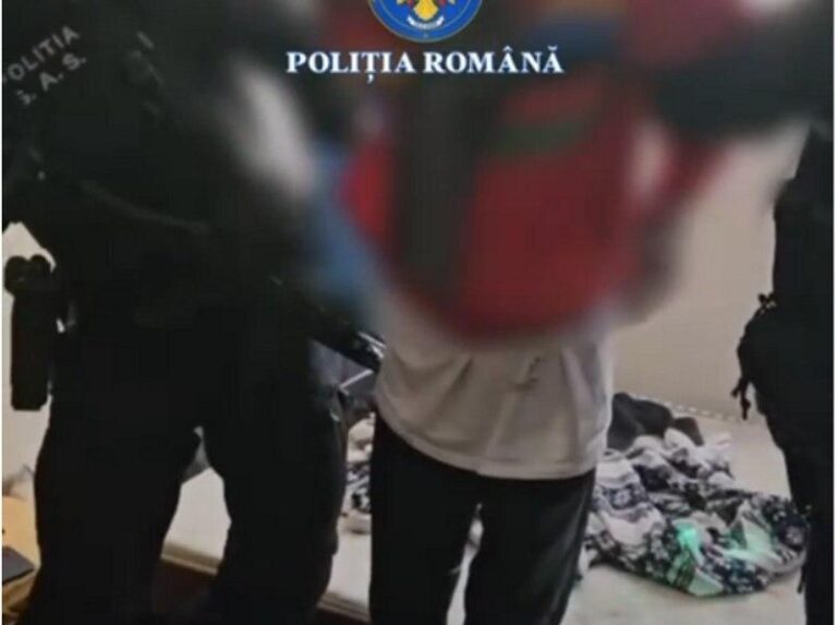Bărbat reținut după agresarea unei femei și furtul bunurilor acesteia