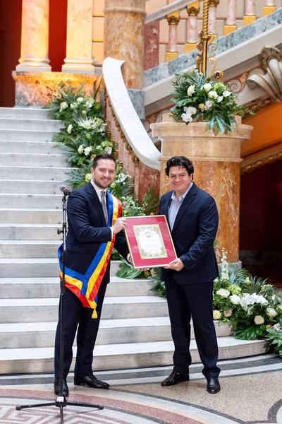 Bucureștiul își onorează un mare ambasador: maestrul Cristian Măcelaru