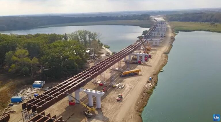 Cele mai recente și impresionante imagini cu Podul peste Cernica de pe Lotul 4 al Autostrăzii Bucureștiului