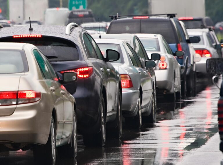 Coadă infernală de zeci de km pe A1, pe sensul de intrare în București