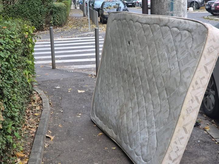 Colectarea gratuită a deșeurilor voluminoase va avea loc pe 30 octombrie 2025