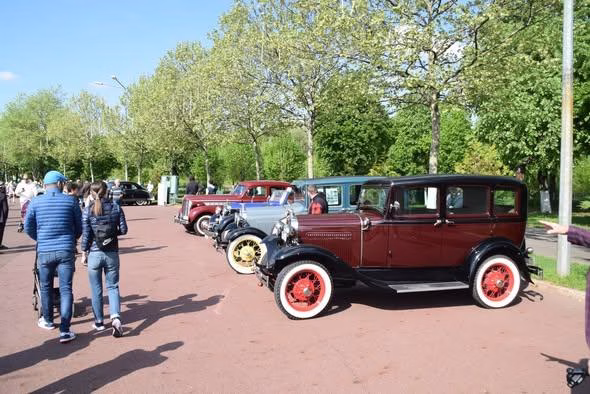 Expoziția Retro Parada Toamnei, un eveniment de neratat în București
