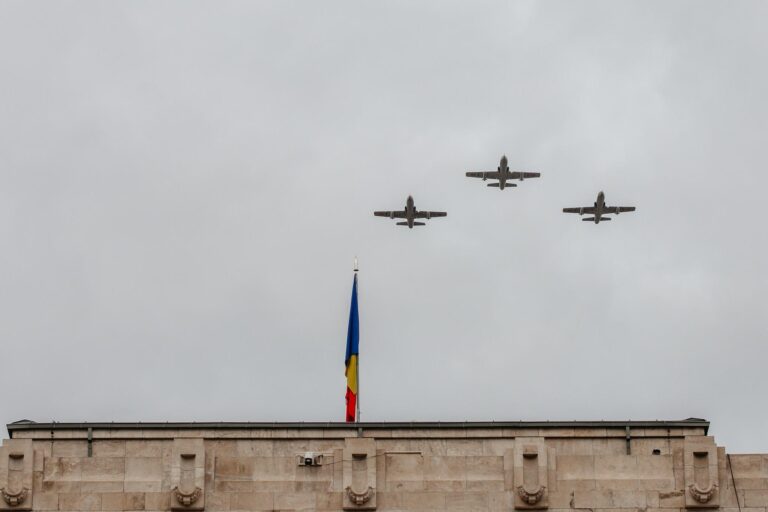 Aeronavele militare efectuează antrenamente în București și Ilfov pentru Parada de 1 Decembrie