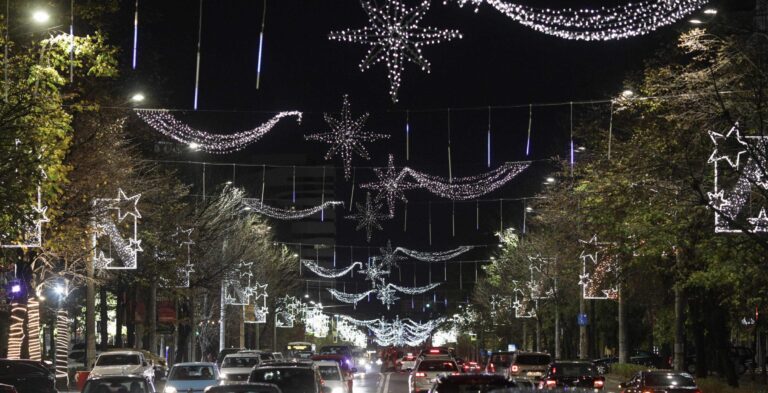 Aprinderea luminițelor de Crăciun în Sectorul 4