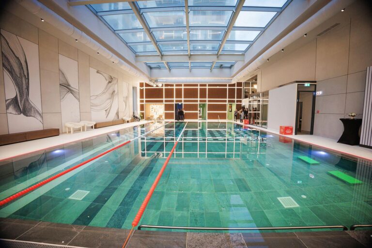 Cel mai mare bazin de recuperare medicală din Europa de Sud-Est s-a deschis în România, în cadrul KINETIC Flagship