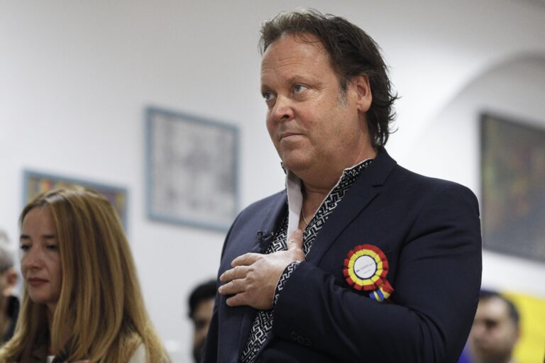 Charley Ottley a depus jurământul și a devenit oficial cetăţean român: „Este un privilegiu pentru mine”