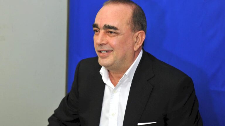 Gigi Nețoiu își anunță candidatura pentru Primăria Capitalei într-un eveniment festiv