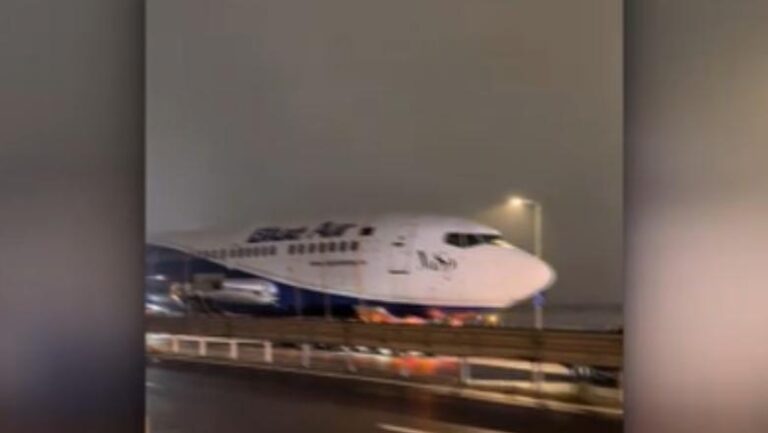 Imagini cu un avion pe străzile de lângă Capitală au stârnit un val de conspirații pe TikTok