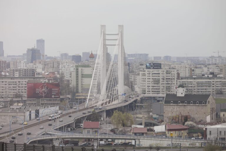 Pasajul Basarab, deteriorat, va fi în sfârșit recepționat, după 14 ani. Administrația Străzilor se pregătește pentru reparații