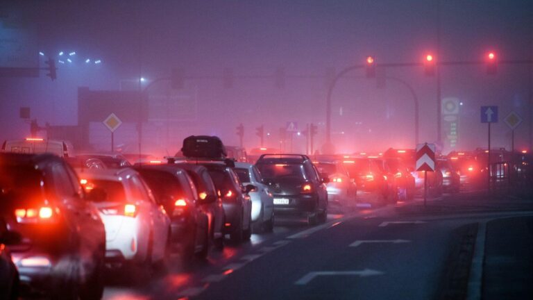 Poluarea cu nanoparticule în centrul Capitalei depășește limitele recomandate