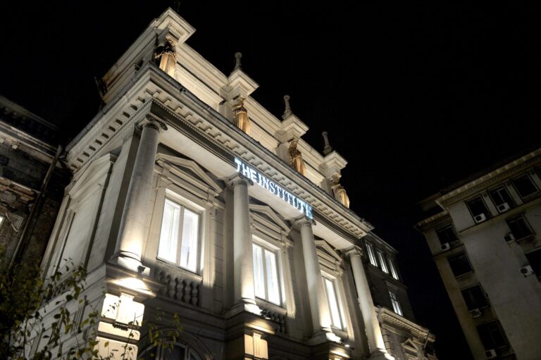 Povestea Palatului Știrbei de pe Calea Victoriei. Cum a devenit mall de lux superba clădire