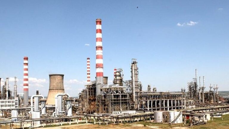 Radu Burnete, despre sancțiunile asupra Lukoil: Orice va decide compania să transfere ar trebui să treacă de filtrul statului român