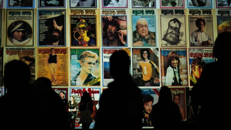 Rolling Stone la București, la Mina – Museum of Immersive Art. Amplified, o experiență rock spectaculoasă, care combină sunet 3D, proiecții 4K și arhive rare