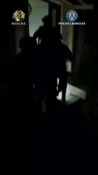 Traficant de droguri tâlhărit în Otopeni în timpul unei vânzări