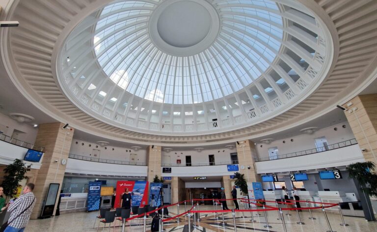 Traficul de pe Aeroportul Băneasa, în creștere cu peste 136% în septembrie 2025