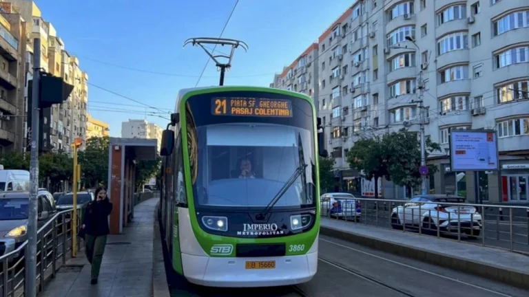 Incident violent în tramvaiul de pe linia 21, la Obor: un călător rănit și tramvaie blocate timp de două ore