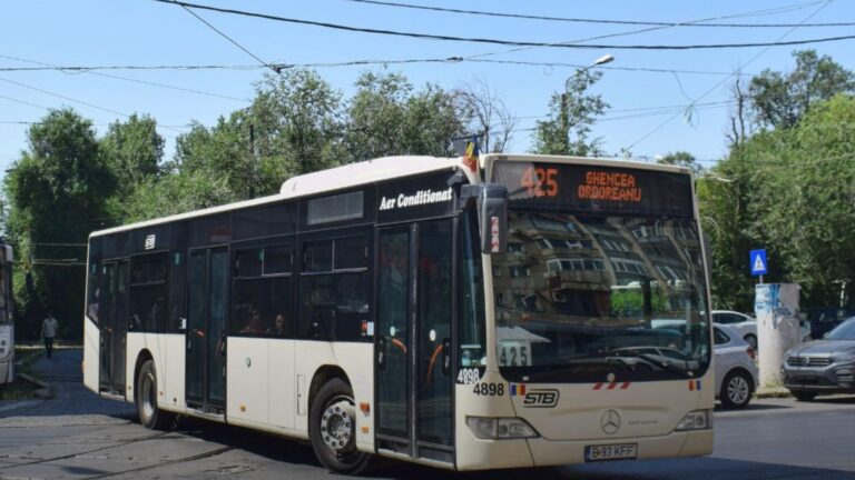 Autobuzele liniei 425 își schimbă traseul: stațiile „Centrul Social” și „Aerodrom” suspendate