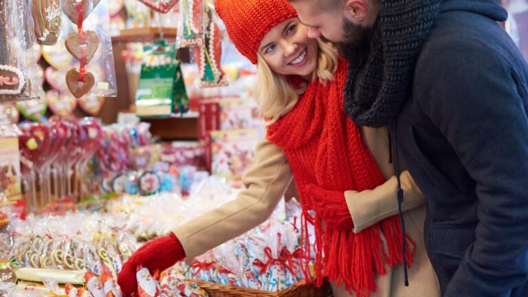Concerte de folk și ornamente armenești la Armenian Winter Pop-Up Market