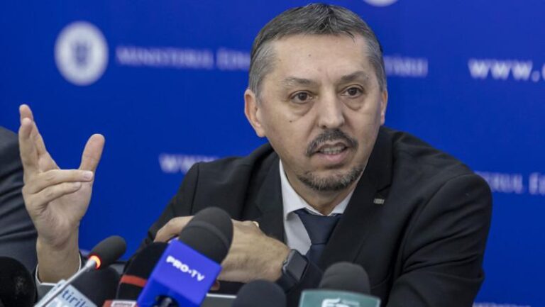 Daniel David răspunde criticilor legate de noua programă la Limba Română