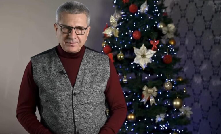 ILFOV | Giratorii decorate festiv cu un buget de aproape 10.000 de euro fiecare, în Voluntari