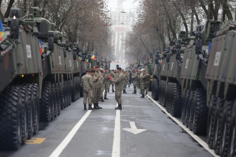 Liniile 44 și 86 sunt blocate din cauza retragerii vehiculelor militare de la Parada Națională