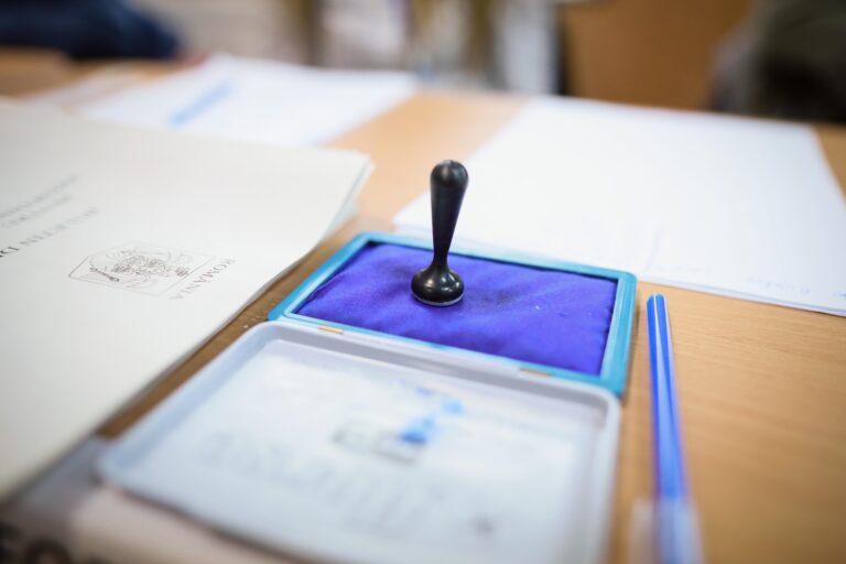 Ordine schimbată între primii trei clasați în ultimul sondaj pentru alegerile de la Primăria Capitalei