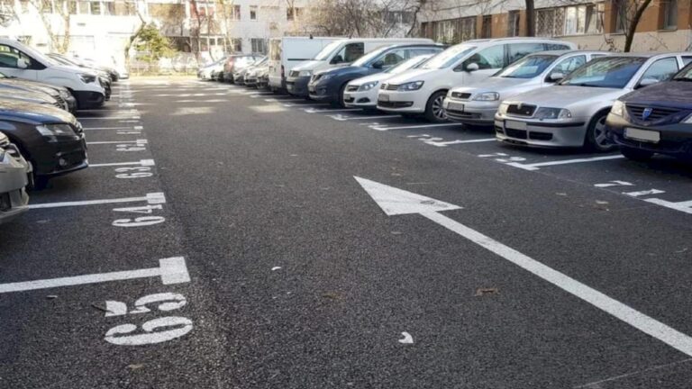 Taxele pentru parcările de reședință din București vor crește în 2026