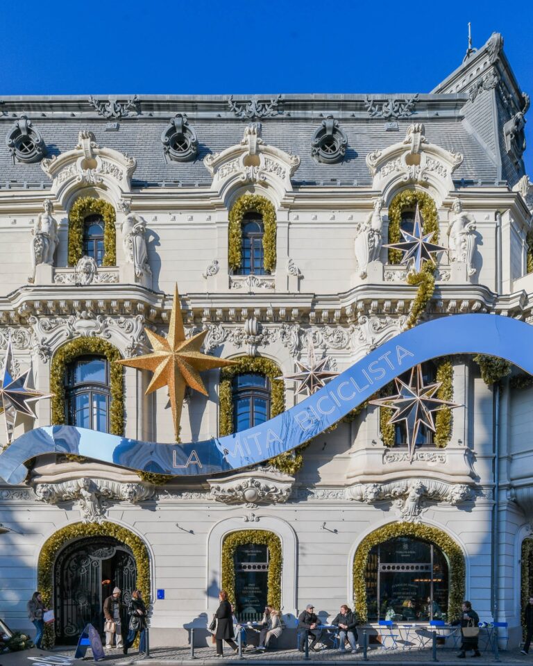 Corul Madrigal aduce atmosfera de Crăciun, în weekend, la Mița Biciclista. Concertul este în aer liber și începe la ora 19