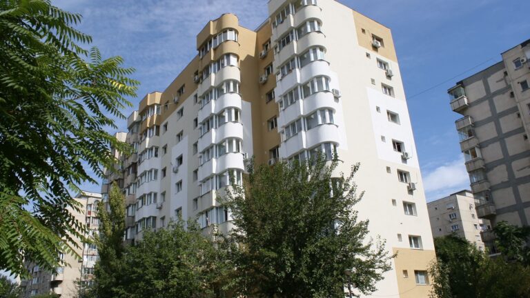 Sectorul 3 – 76.912 apartamente modernizate. Povestea celui mai amplu program de reabilitare din România