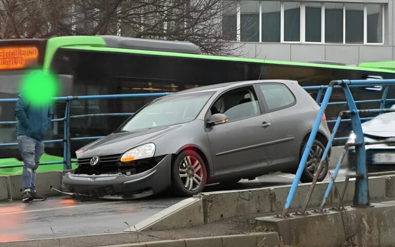 Accident pe Podul Grozăvești, dimineața aceasta