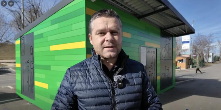 Amenajarea neautorizată a parcărilor pentru biciclete în Sectorul 6