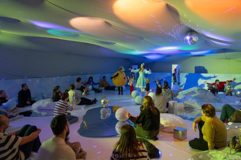 Bilete gratuite la spectacolele senzoriale pentru bebelușii născuți în maternitățile ASSMB